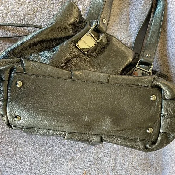 Michael Kors Black Pebbled Leather Drawstring Shoulder Tote Bag - Picture 3 of 8